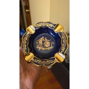 Limoges Veritable Porcelain D'art Cobalt Blue 22Karat Gold Rococo Couple Ashtray